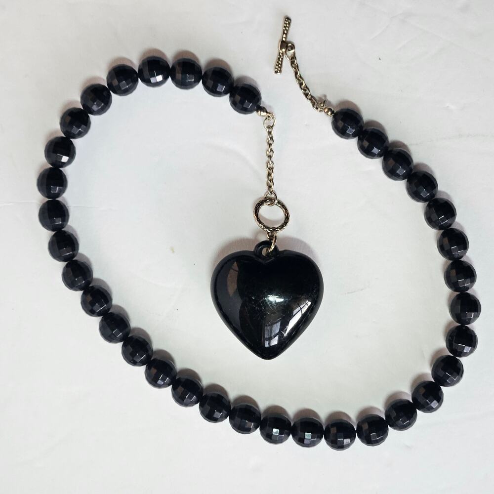 Vintage Faceted Black Bead Necklace Large Heart Pendant & Toggle Clasp